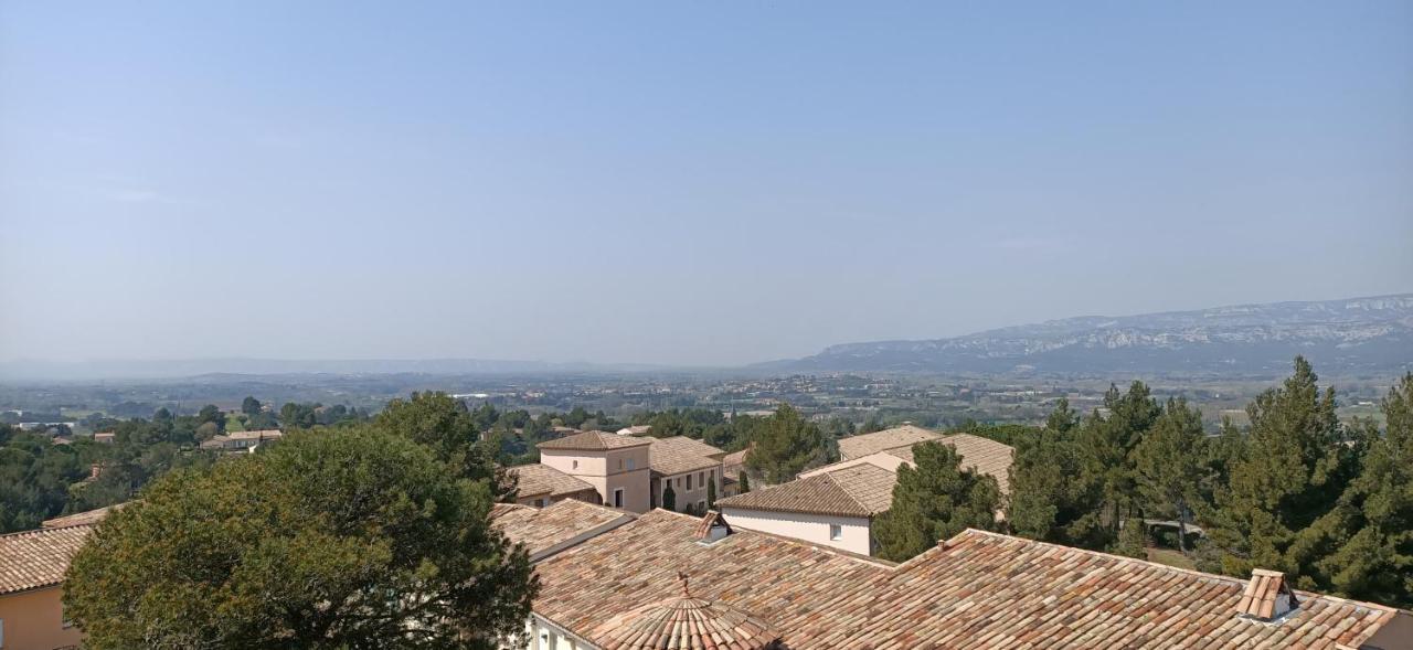 Appartement Charmant T2 climatisé avec belle vue , Golf de Pont-Royal à Mallemort Extérieur photo