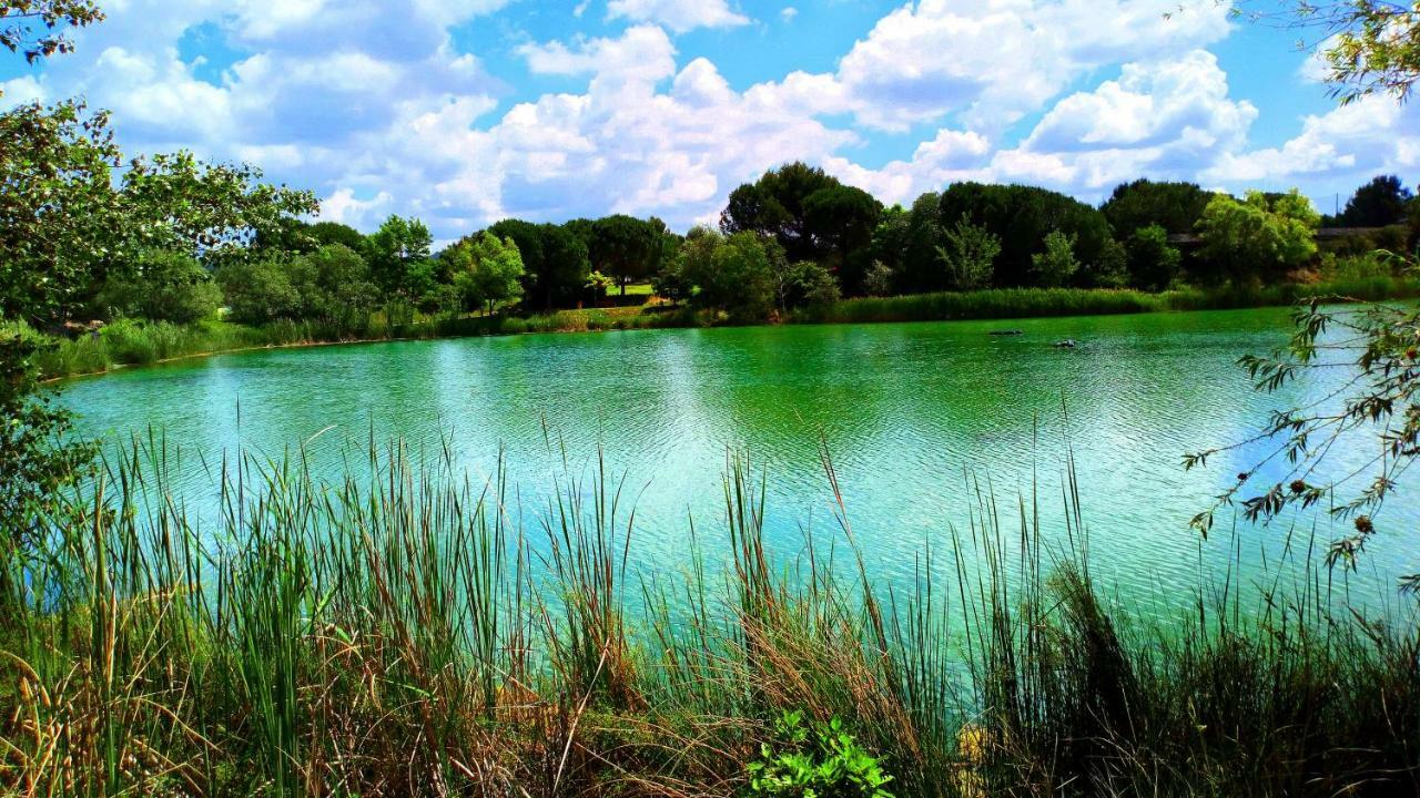 Charmant T2 climatisé avec belle vue , Golf de Pont-Royal Mallemort Extérieur photo